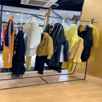 广州洛呗——快时尚轻奢女装折扣库存尾货一手批发